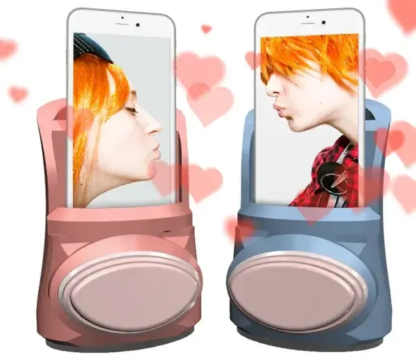 Digital-Kiss-2.webp